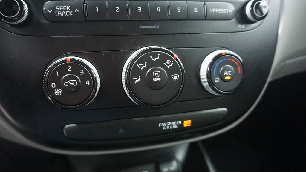 Thumbnail: 2018 Kia Soul - 39