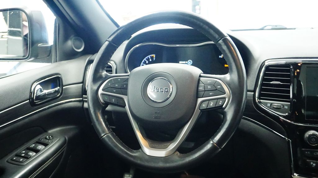 Thumbnail: 2021 Jeep Grand Cherokee - 23