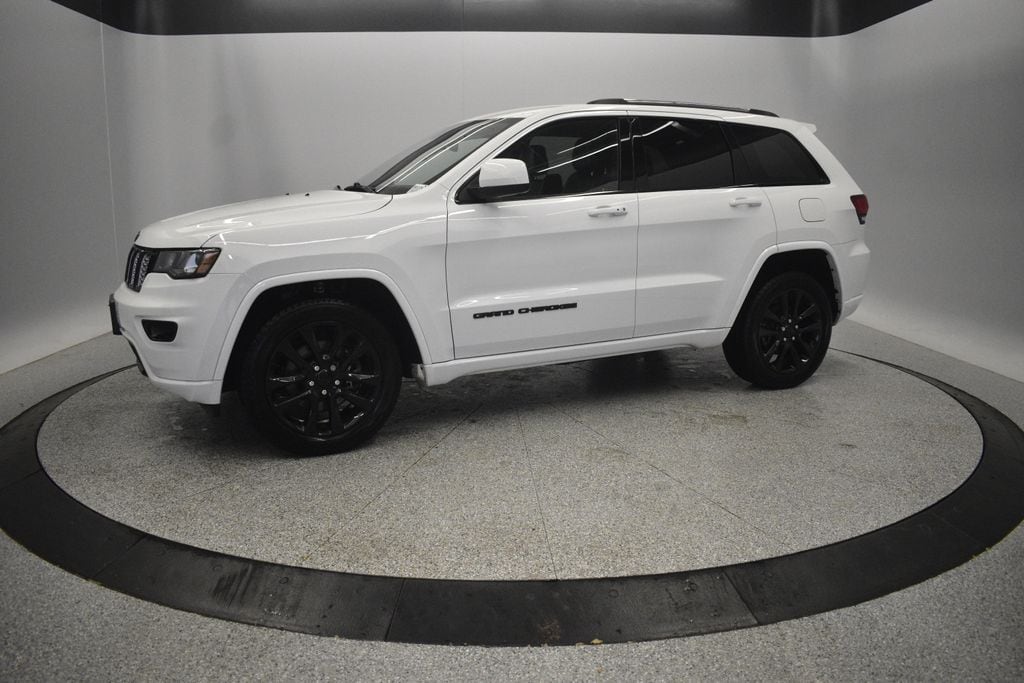 Thumbnail: 2021 Jeep Grand Cherokee - 2