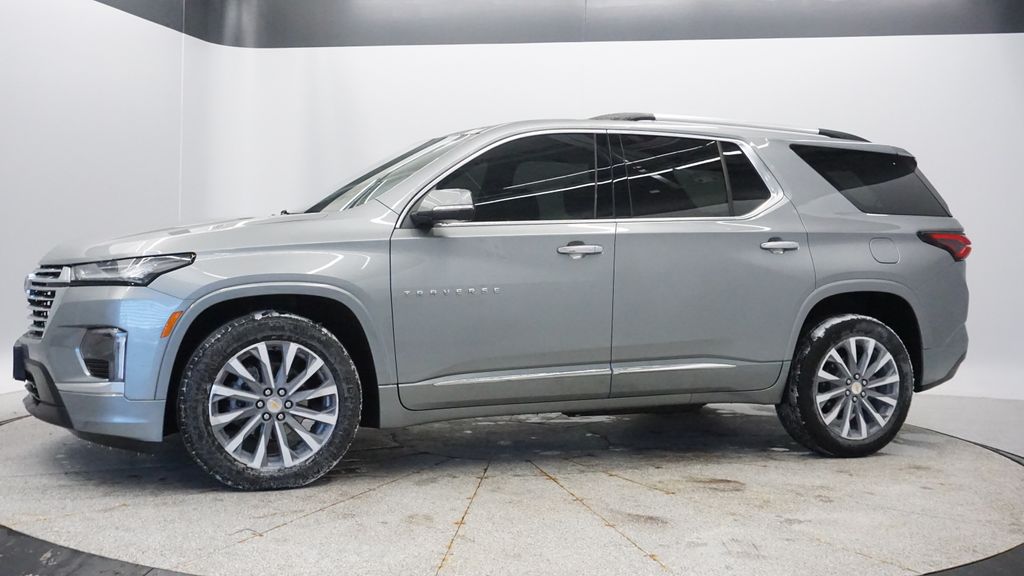 Thumbnail: 2023 Chevrolet Traverse - 2