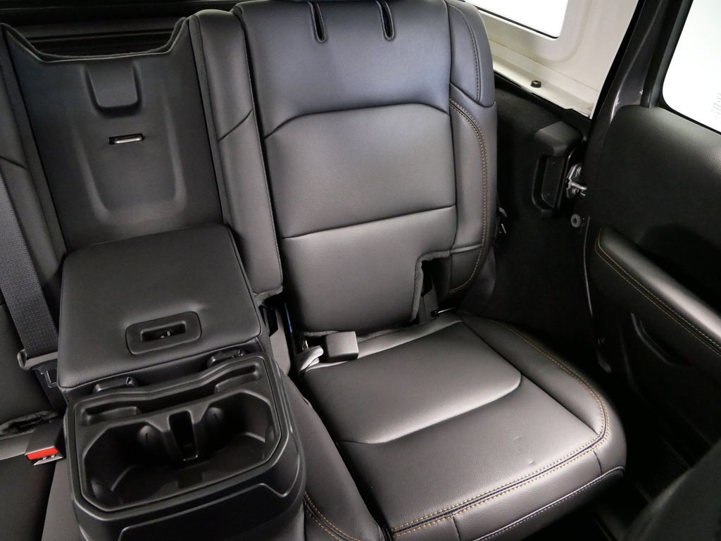 Thumbnail: 2025 Jeep Wrangler - 20