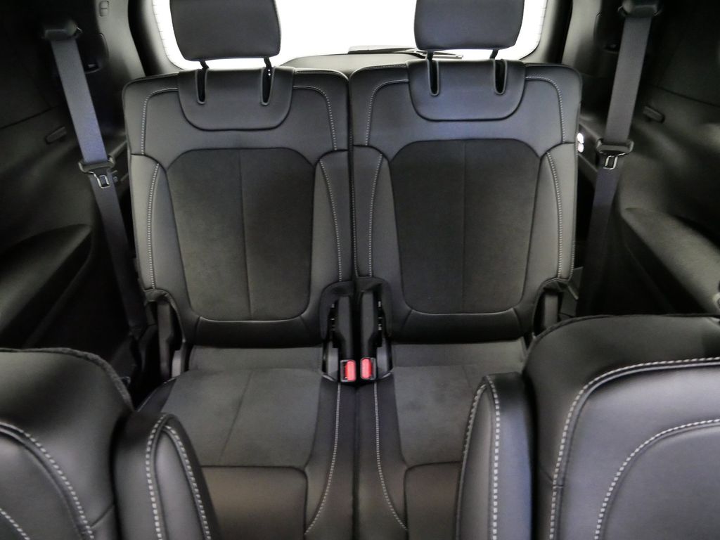 Thumbnail: 2025 Jeep Grand Cherokee L - 24