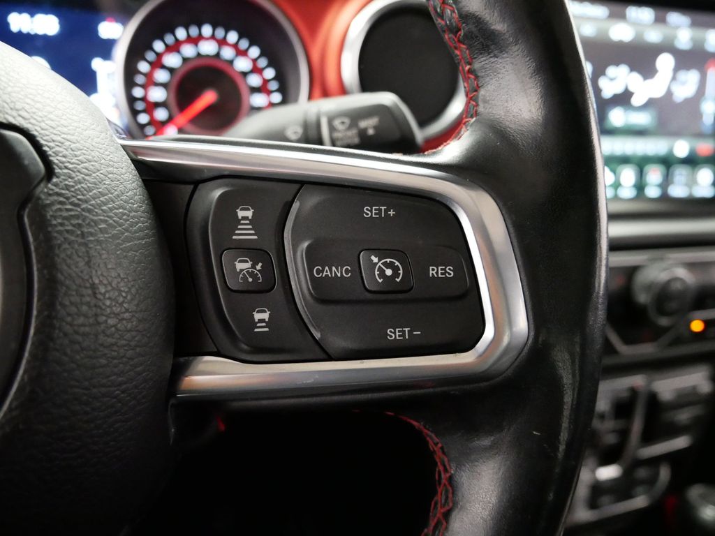 Thumbnail: 2020 Jeep Gladiator - 25