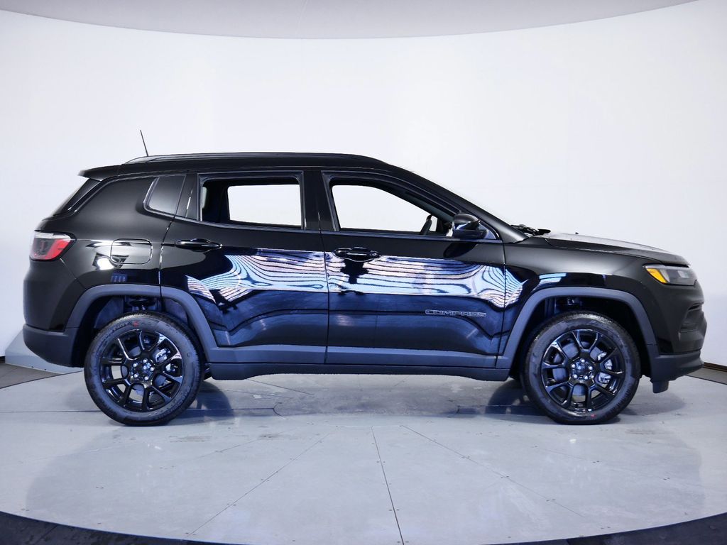 Thumbnail: 2024 Jeep Compass - 7