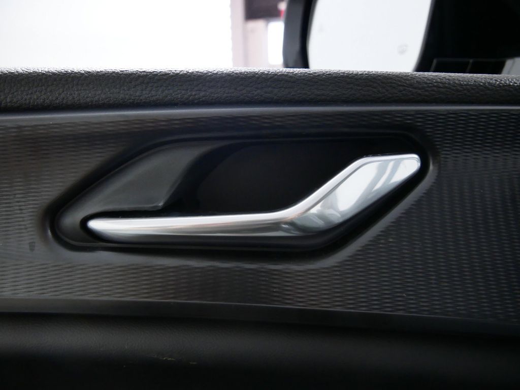 Thumbnail: 2024 Jeep Grand Cherokee - 36