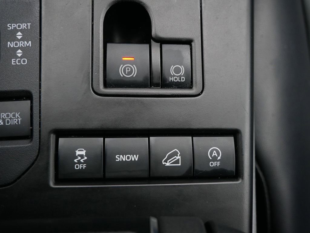 Thumbnail: 2021 Toyota Highlander - 50