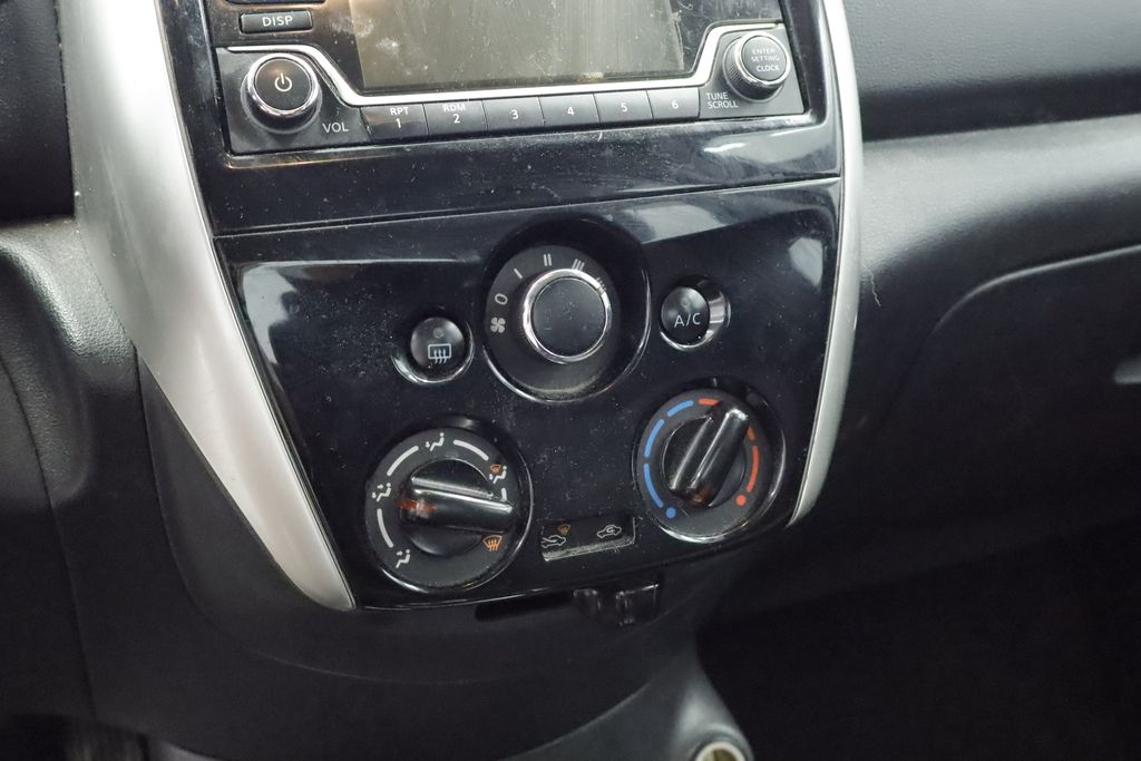 Thumbnail: 2018 Nissan Versa - 22