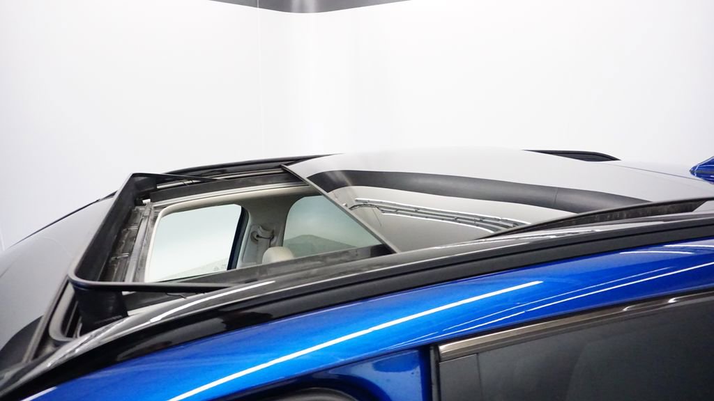 Thumbnail: 2023 Kia Sorento - 41