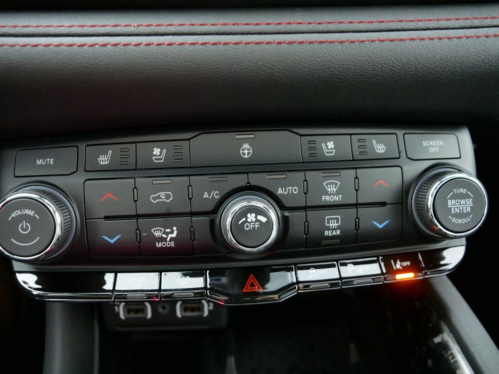 Thumbnail: 2025 Dodge Durango - 47