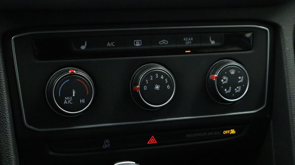 Thumbnail: 2022 Volkswagen Atlas - 35