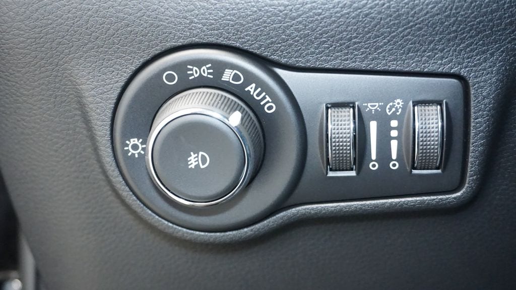 Thumbnail: 2026 Jeep Compass - 34