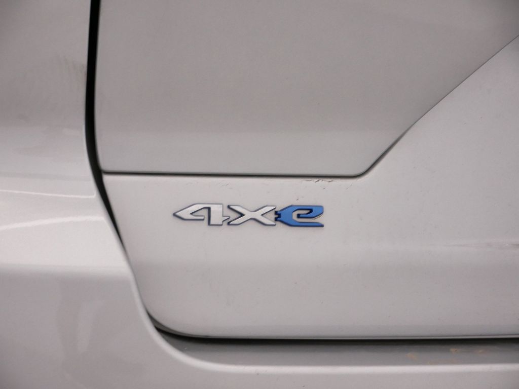Thumbnail: 2022 Jeep Grand Cherokee - 19