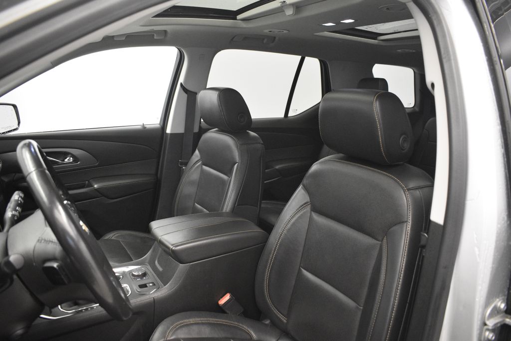 Thumbnail: 2018 Chevrolet Traverse - 30