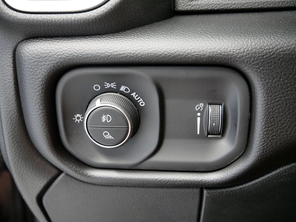 Thumbnail: 2026 RAM 3500 - 21