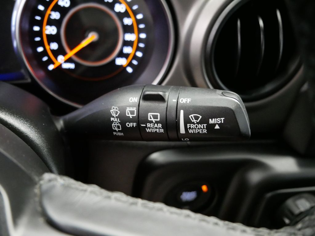 Thumbnail: 2021 Jeep Wrangler - 28