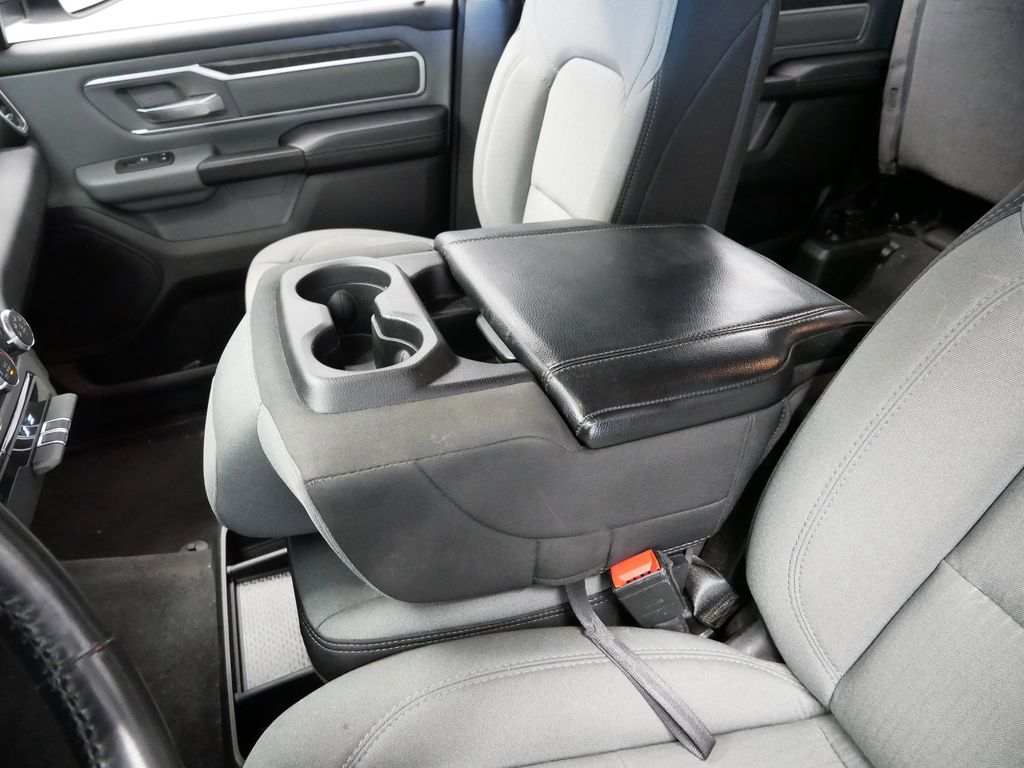 Thumbnail: 2022 RAM 1500 - 4