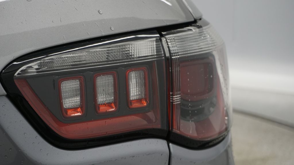 Thumbnail: 2018 Jeep Compass - 16