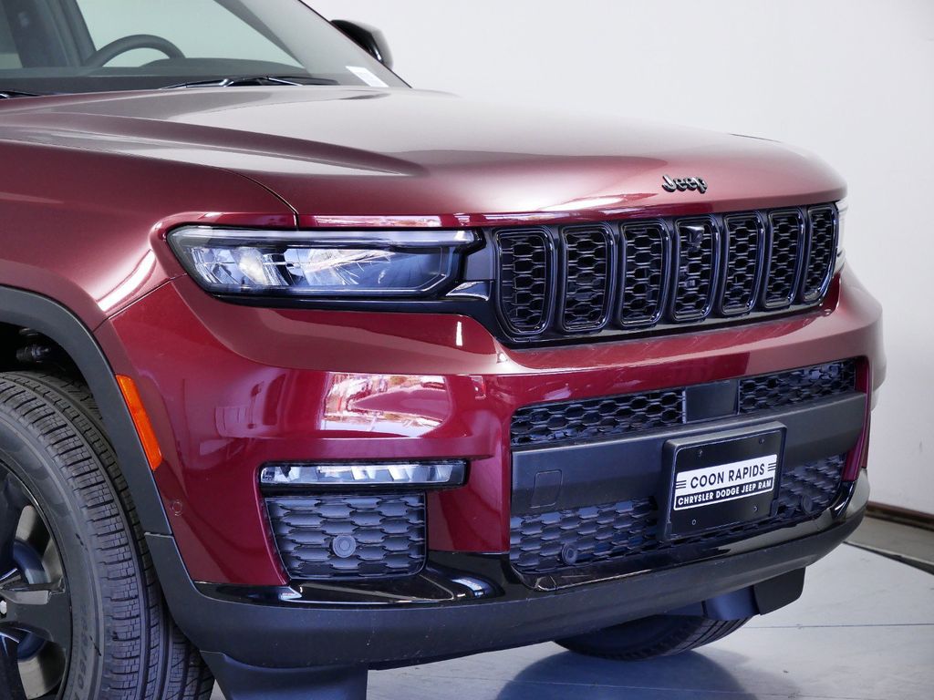 Thumbnail: 2025 Jeep Grand Cherokee L - 3