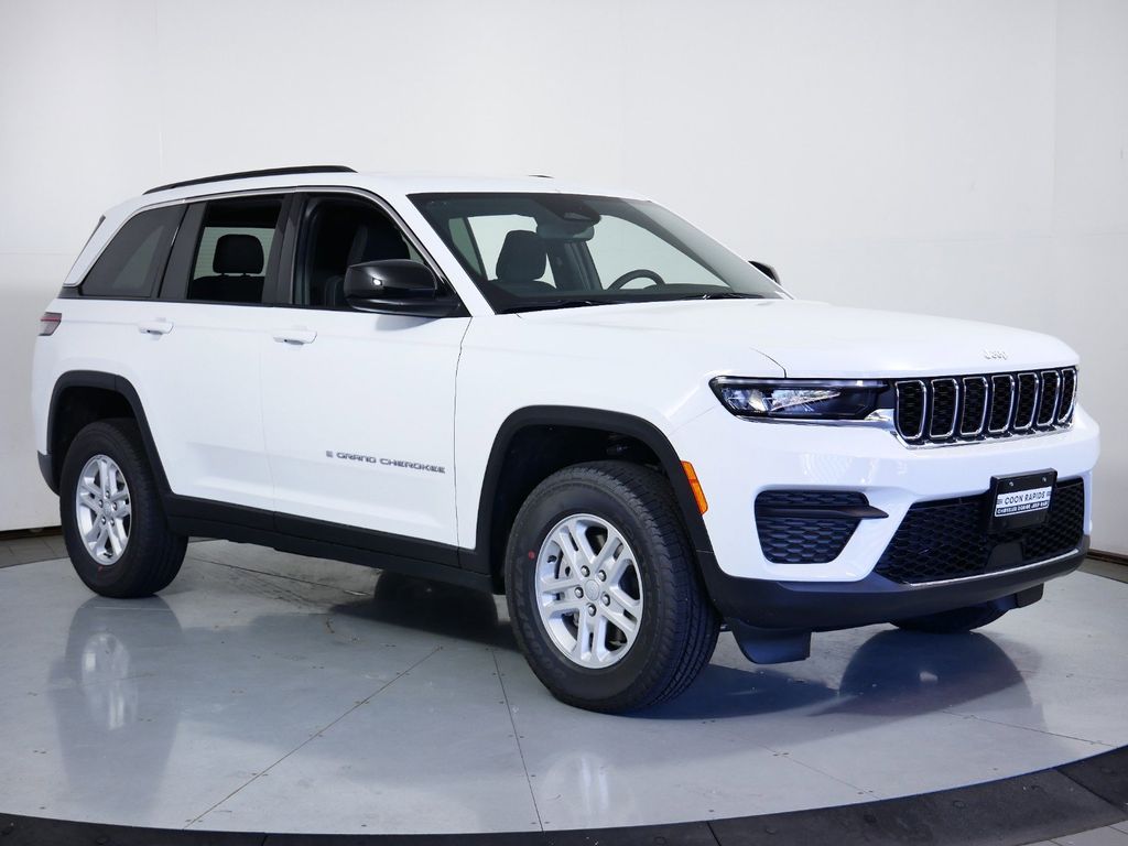 Thumbnail: 2024 Jeep Grand Cherokee - 2