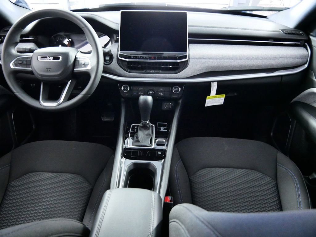 Thumbnail: 2024 Jeep Compass - 8