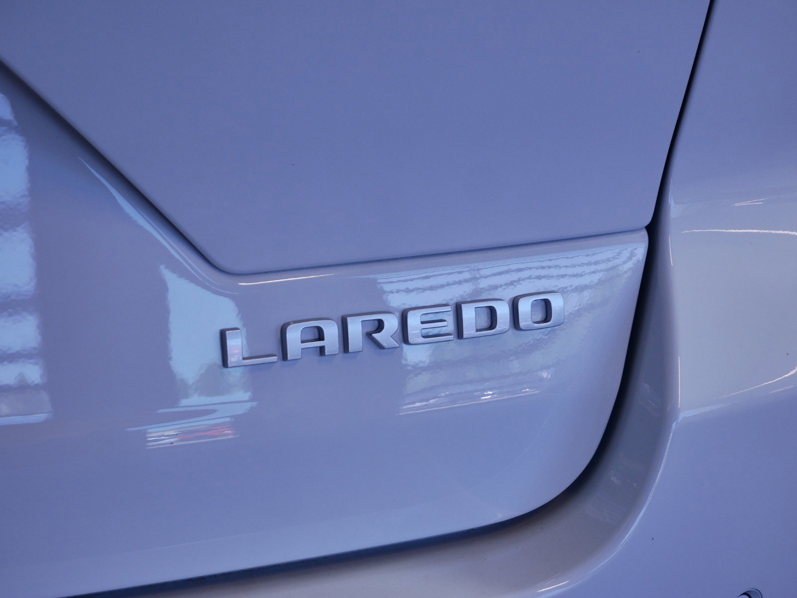 2024 Jeep Grand Cherokee Laredo 11