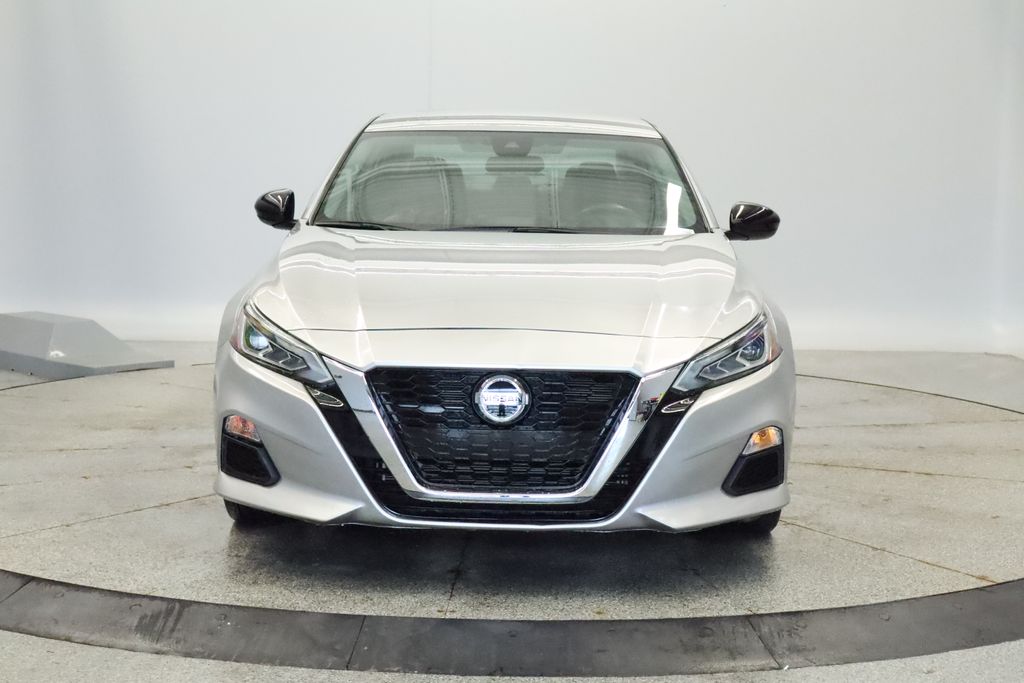 Thumbnail: 2022 Nissan Altima - 11