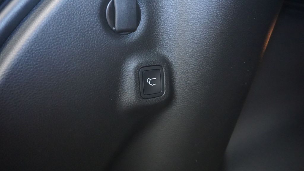 Thumbnail: 2026 Jeep Compass - 23