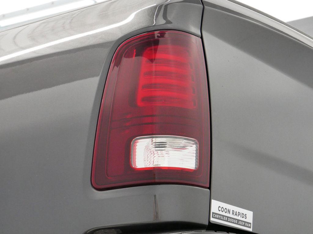 Thumbnail: 2021 RAM 1500 Classic - 44