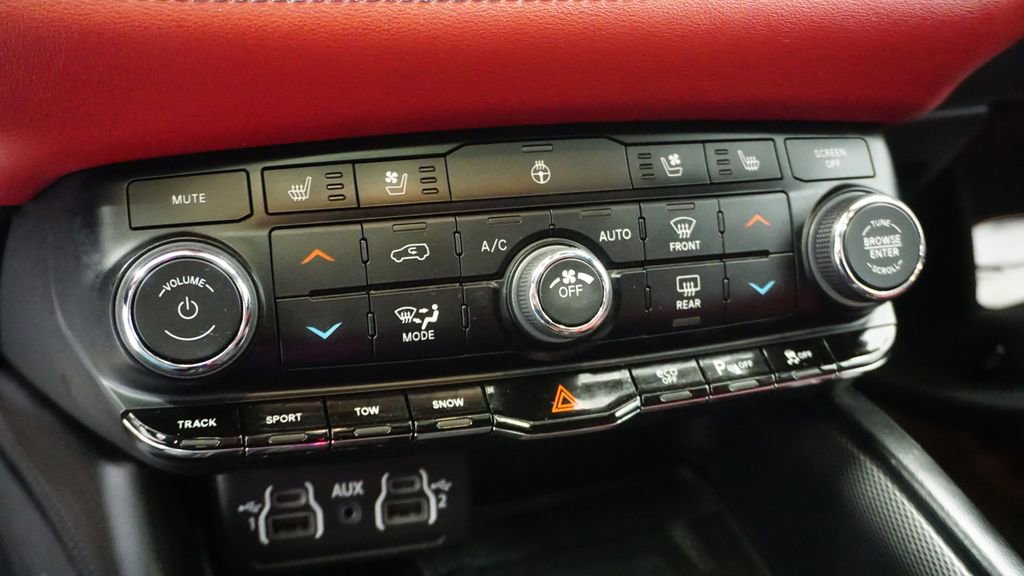 Thumbnail: 2022 Dodge Durango - 34