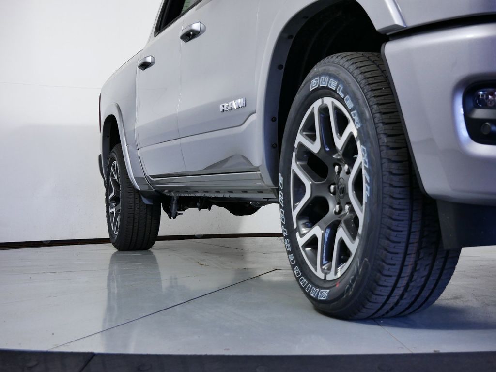 Thumbnail: 2025 RAM 1500 - 8