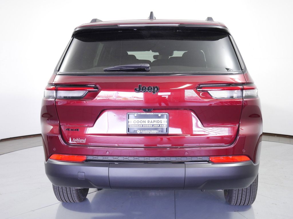 Thumbnail: 2025 Jeep Grand Cherokee L - 11
