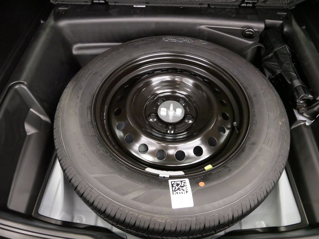 Thumbnail: 2025 Jeep Grand Cherokee - 12