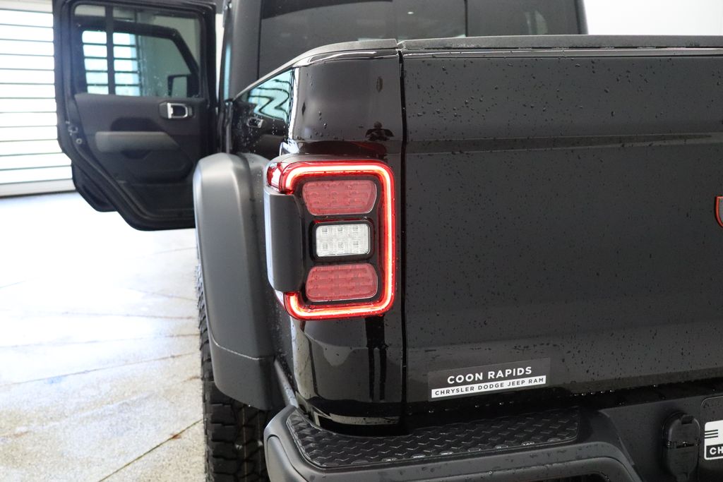 Thumbnail: 2026 Jeep Gladiator - 19