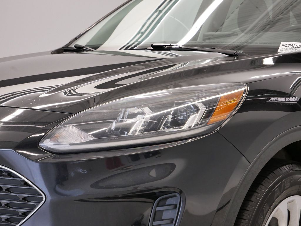 Thumbnail: 2022 Ford Escape - 48
