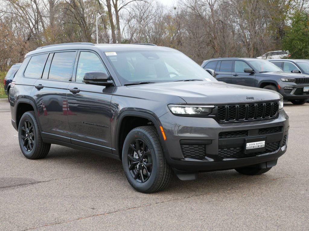 Thumbnail: 2025 Jeep Grand Cherokee L - 2