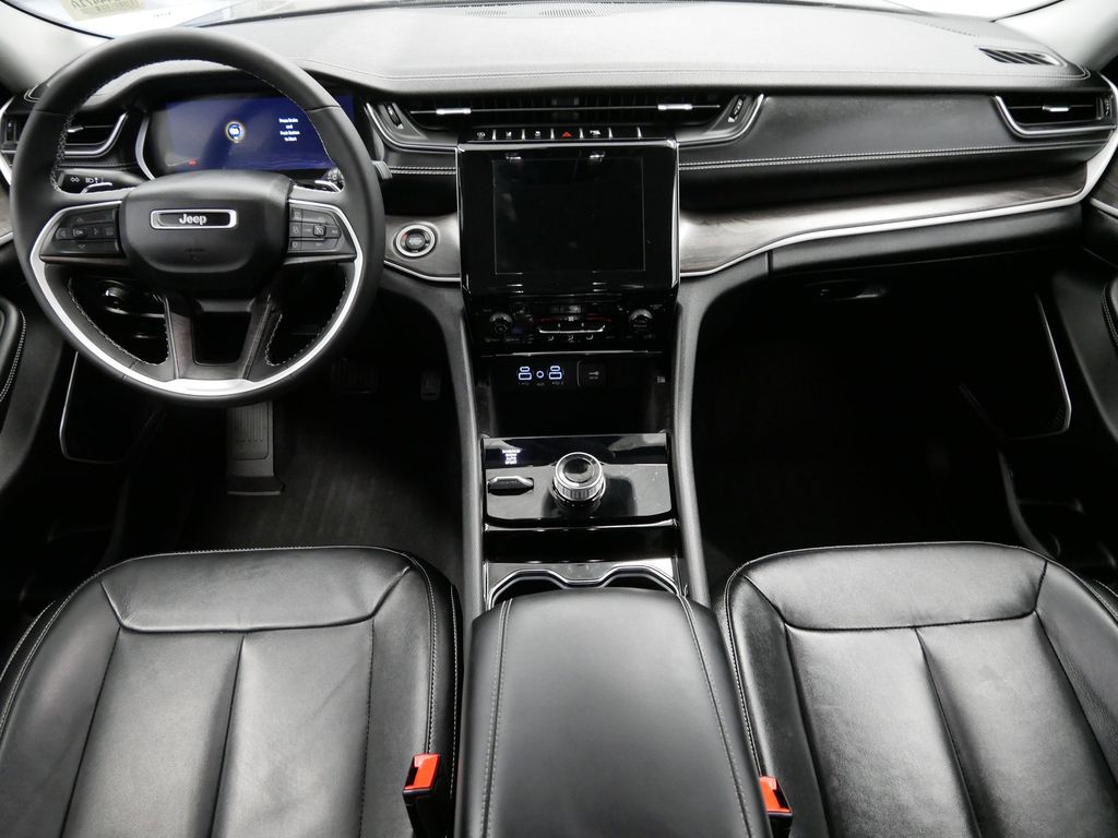 Thumbnail: 2022 Jeep Grand Cherokee L - 13