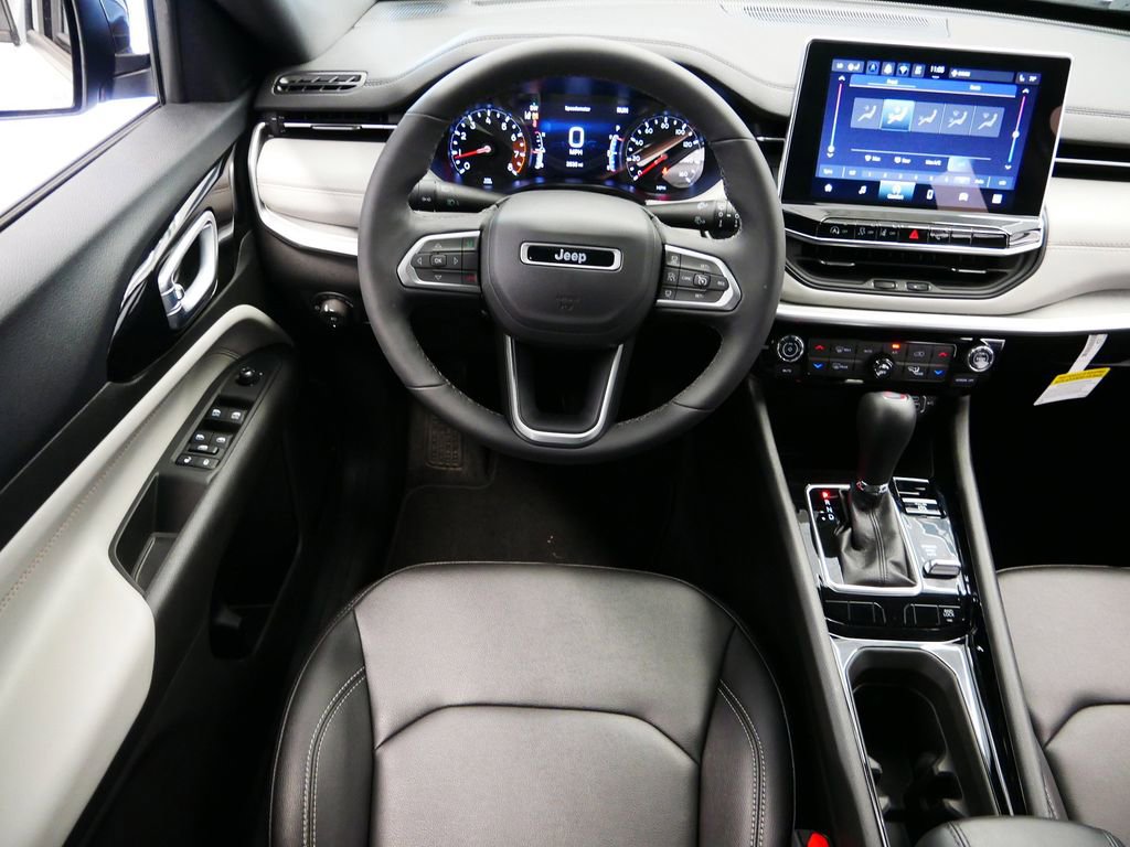 Thumbnail: 2025 Jeep Compass - 16