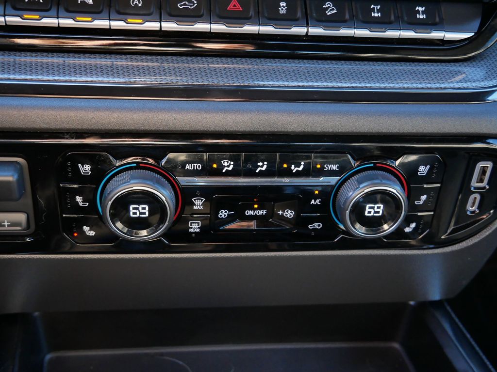 Thumbnail: 2022 Chevrolet Silverado 1500 - 45