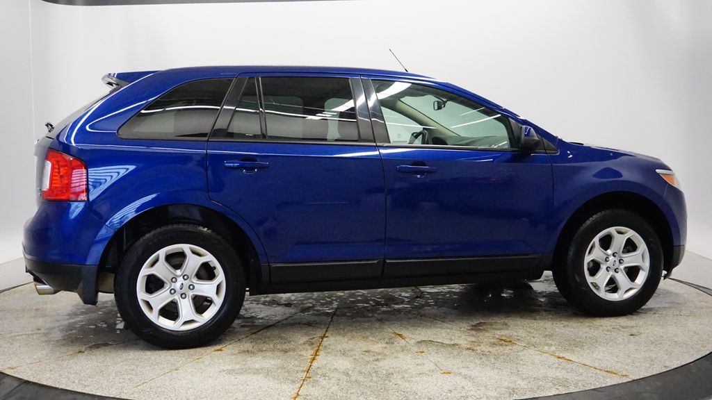 Thumbnail: 2013 Ford Edge - 6