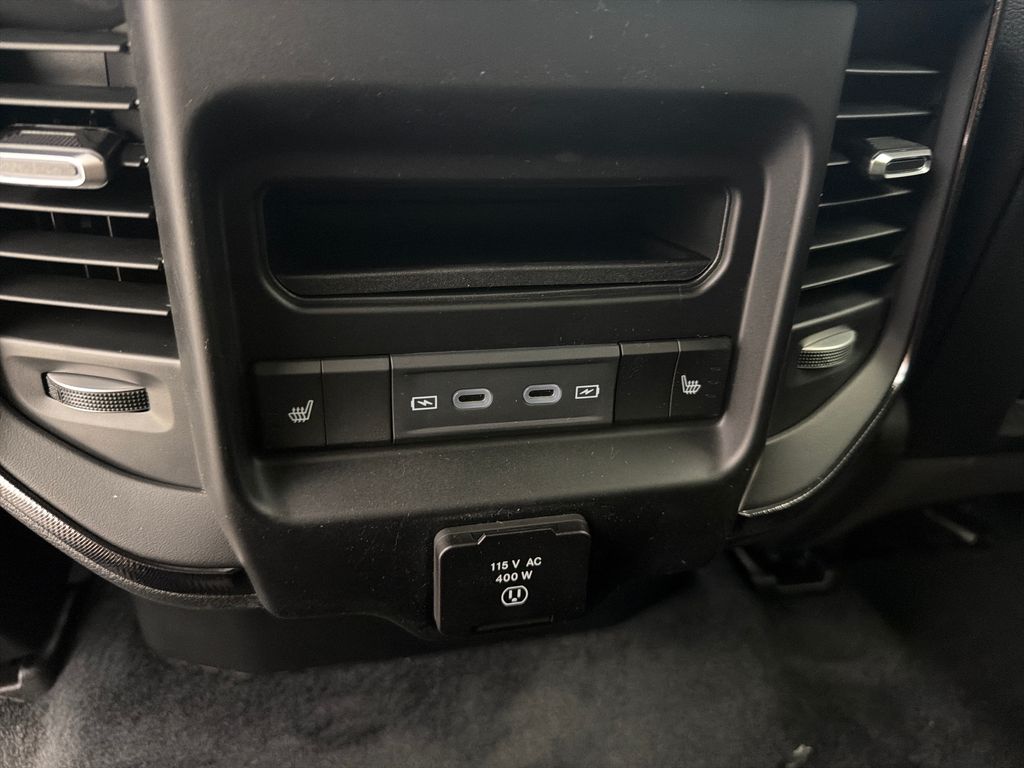 Thumbnail: 2026 RAM 1500 - 22