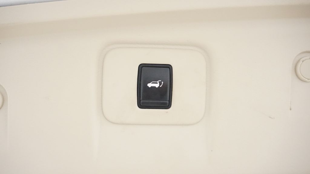 Thumbnail: 2017 Nissan Murano - 19