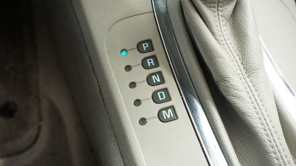 Thumbnail: 2012 Chevrolet Malibu - 28