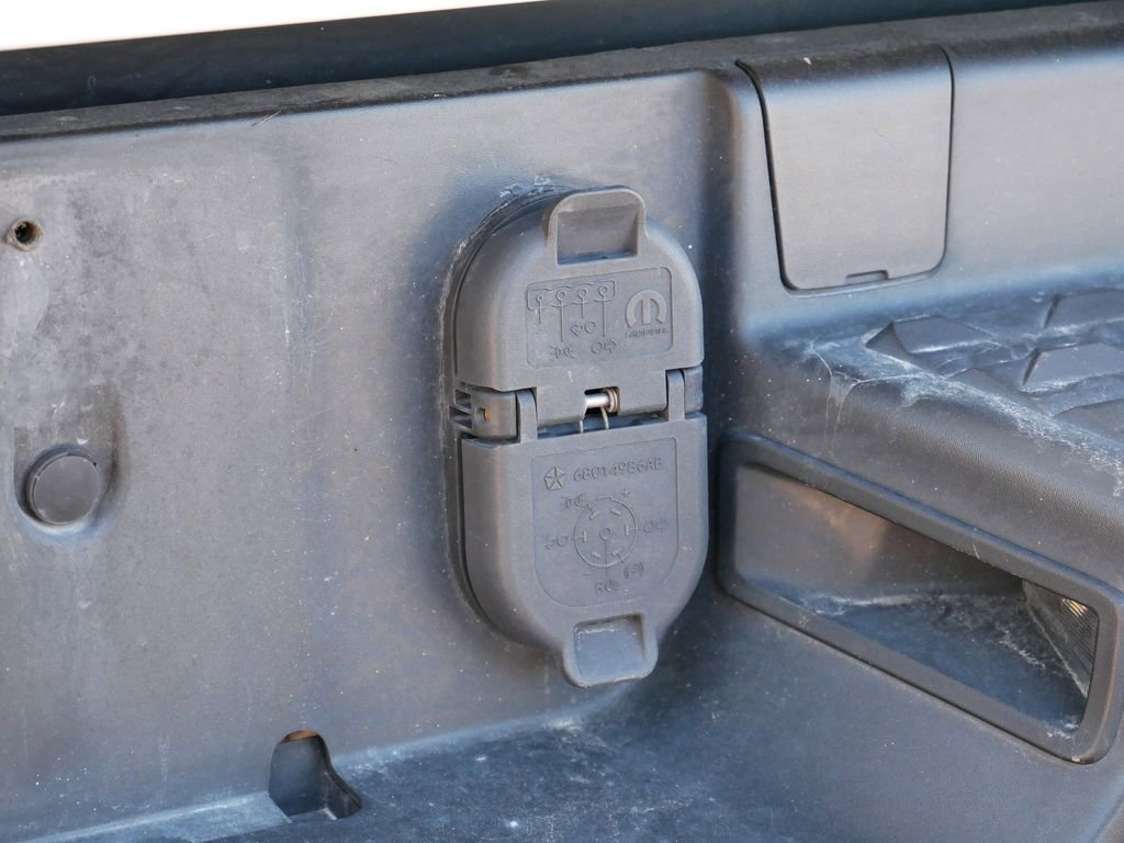 Thumbnail: 2019 RAM 1500 - 17