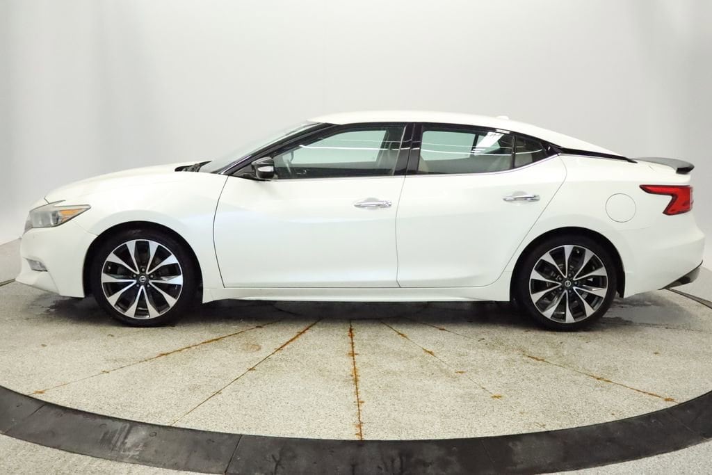 Thumbnail: 2016 Nissan Maxima - 2