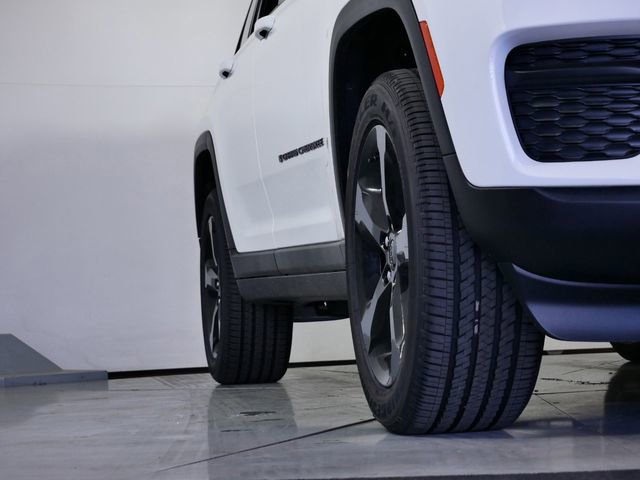 Thumbnail: 2024 Jeep Grand Cherokee - 7