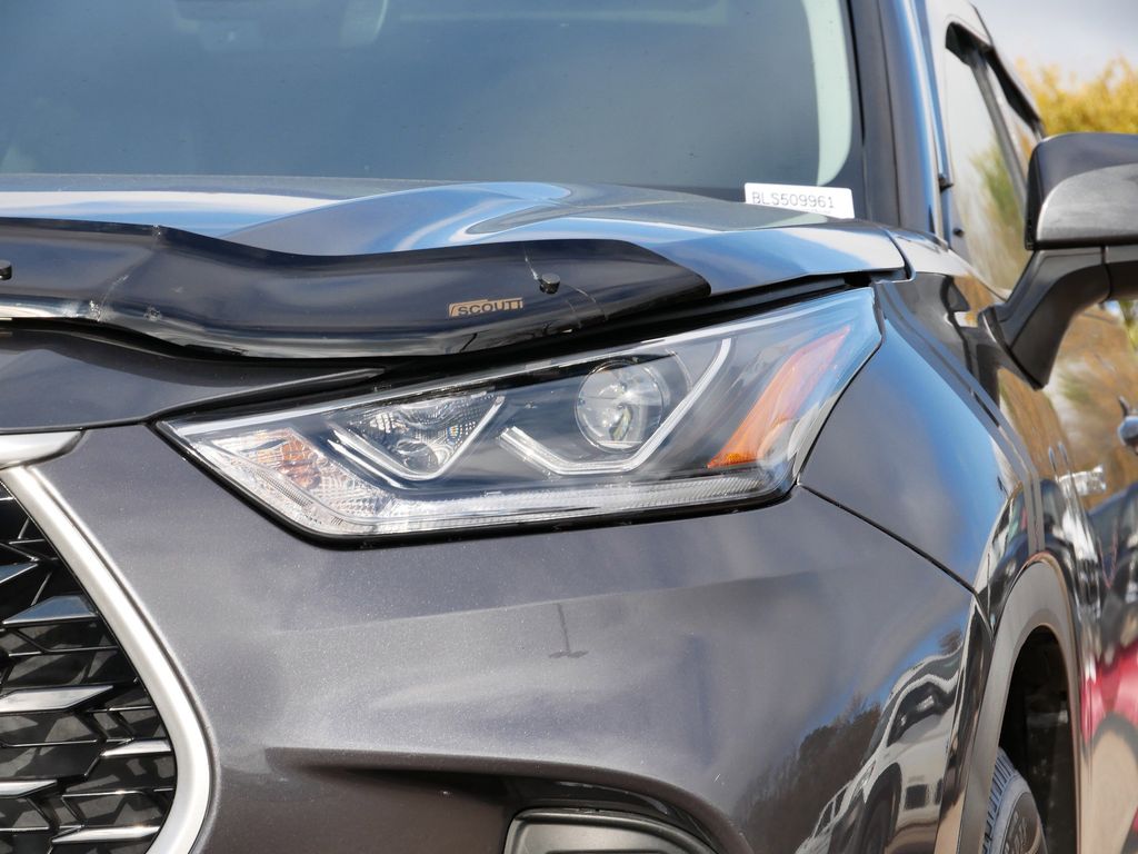 Thumbnail: 2020 Toyota Highlander - 11