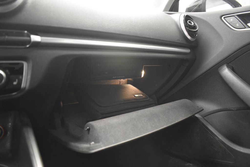 Thumbnail: 2015 Audi A3 - 40