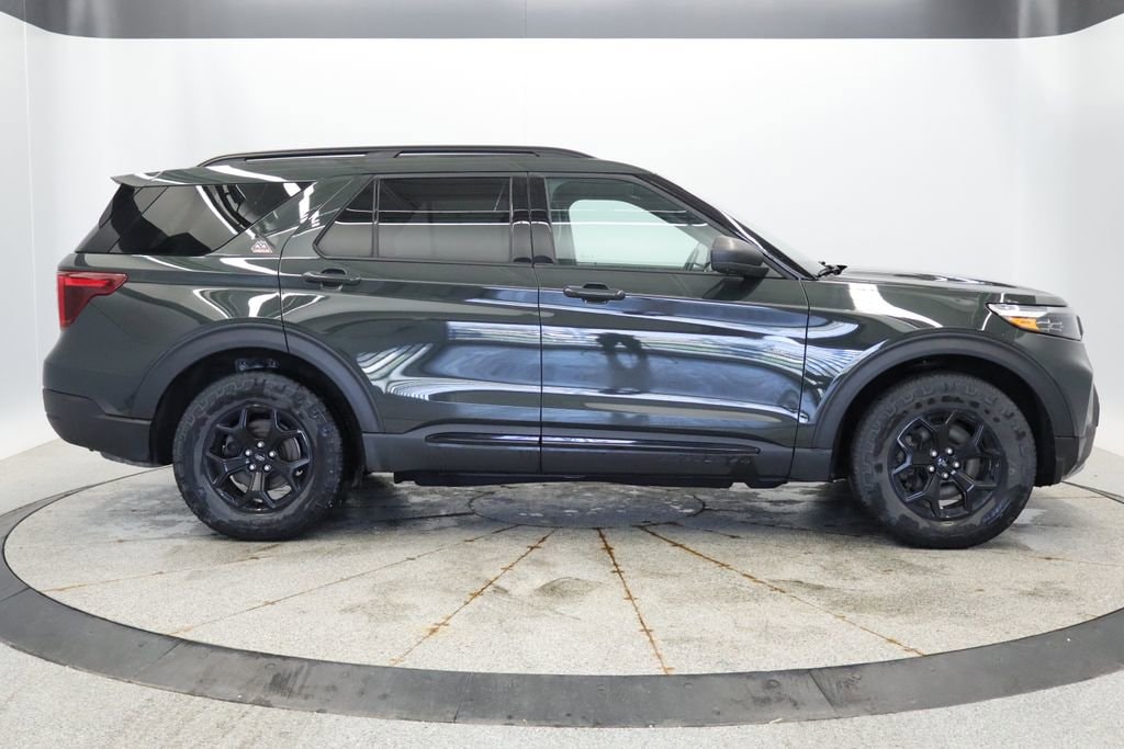 Thumbnail: 2022 Ford Explorer - 8