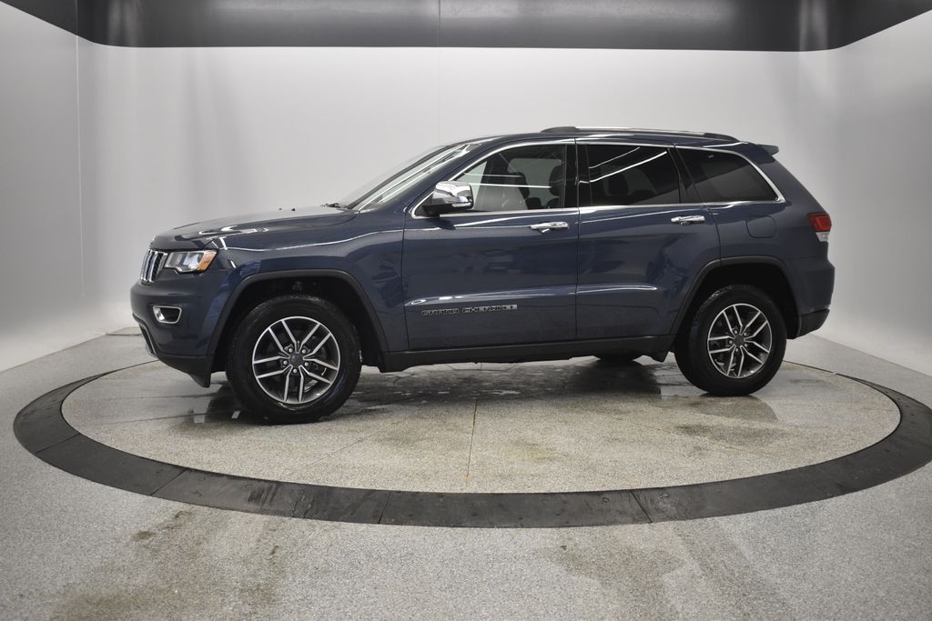 Thumbnail: 2020 Jeep Grand Cherokee - 3