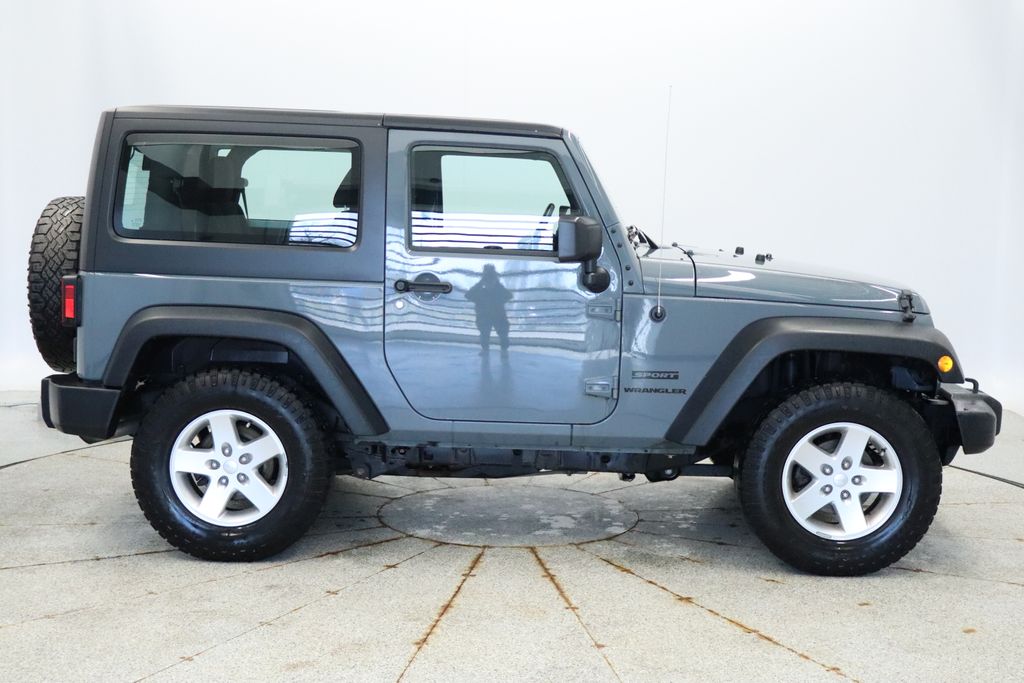 Thumbnail: 2014 Jeep Wrangler - 6